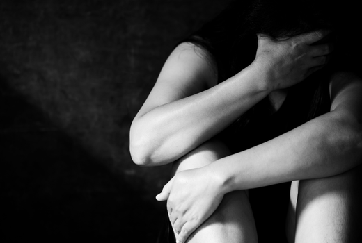 PROTECCIÓN DEL MENOR EN EL AULA: CLAVES DE LA SENTENCIA DEL TRIBUNAL SUPREMO 4699/2025 SOBRE ABUSOS SEXUALES