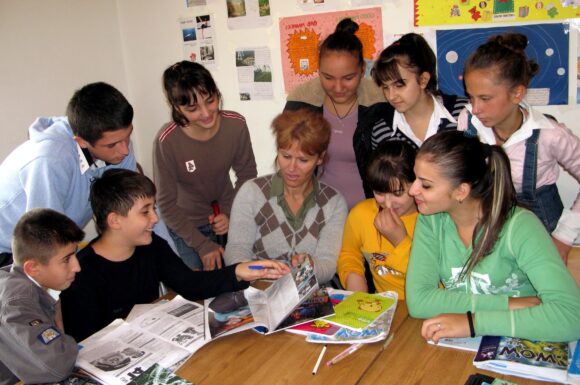 ¿ES LA INSPECCIÓN UNA «POLICÍA EDUCATIVA» QUE CONTROLA LA NEUTRALIDAD IDEOLÓGICA DE LOS DOCENTES?